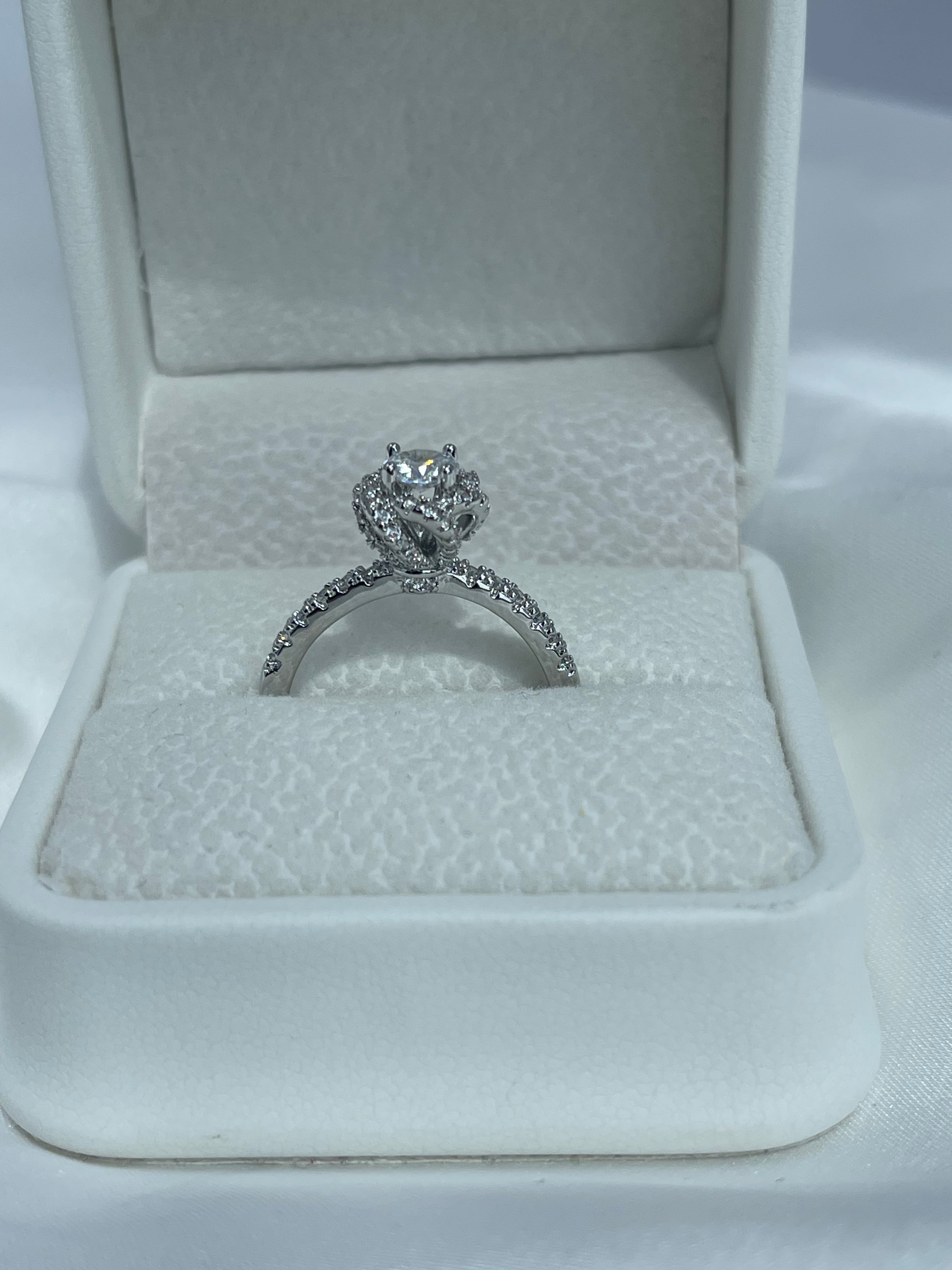 Arielle Moissanite Diamond Engagement Ring | 925 Sterling Silver Halo Design