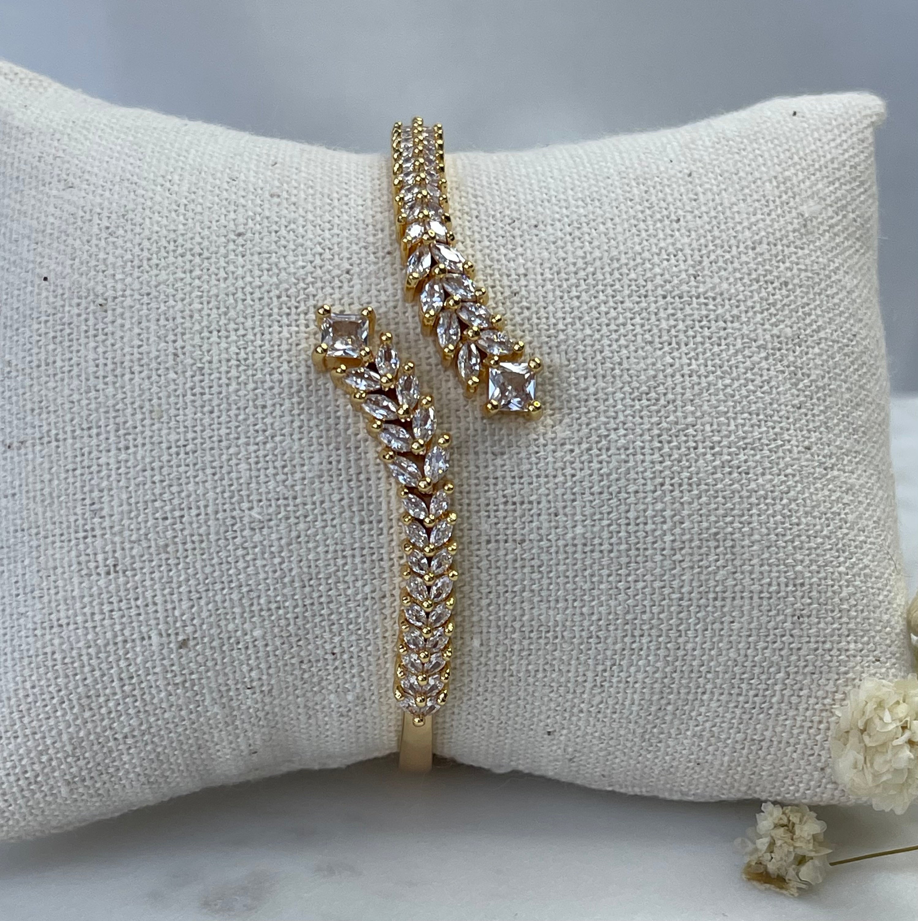 Aveline Zircon-Studded Gold Bangle Gold Bangle | Premium