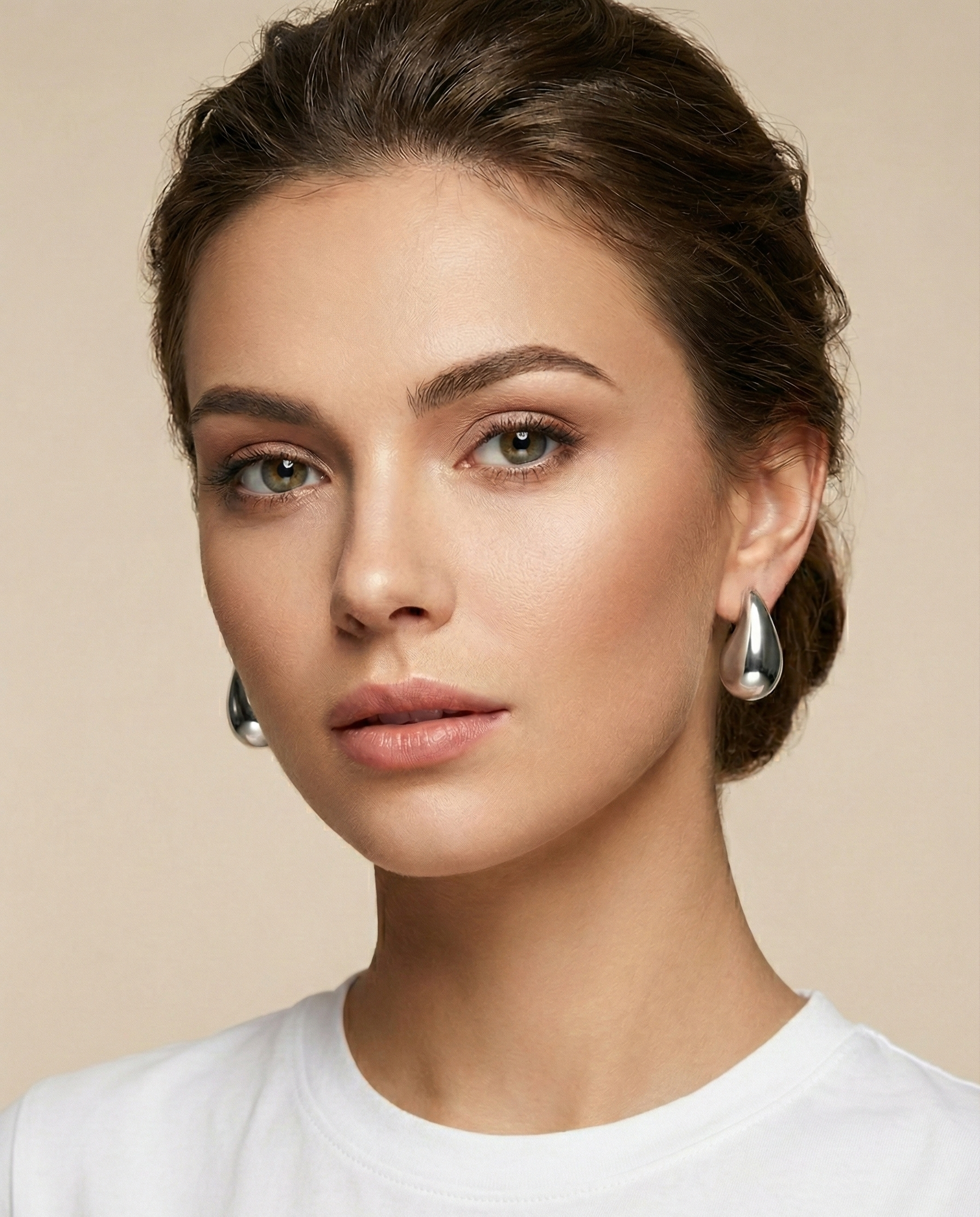 Atria Silver Teardrop Earrings | Opulent Everyday Wear