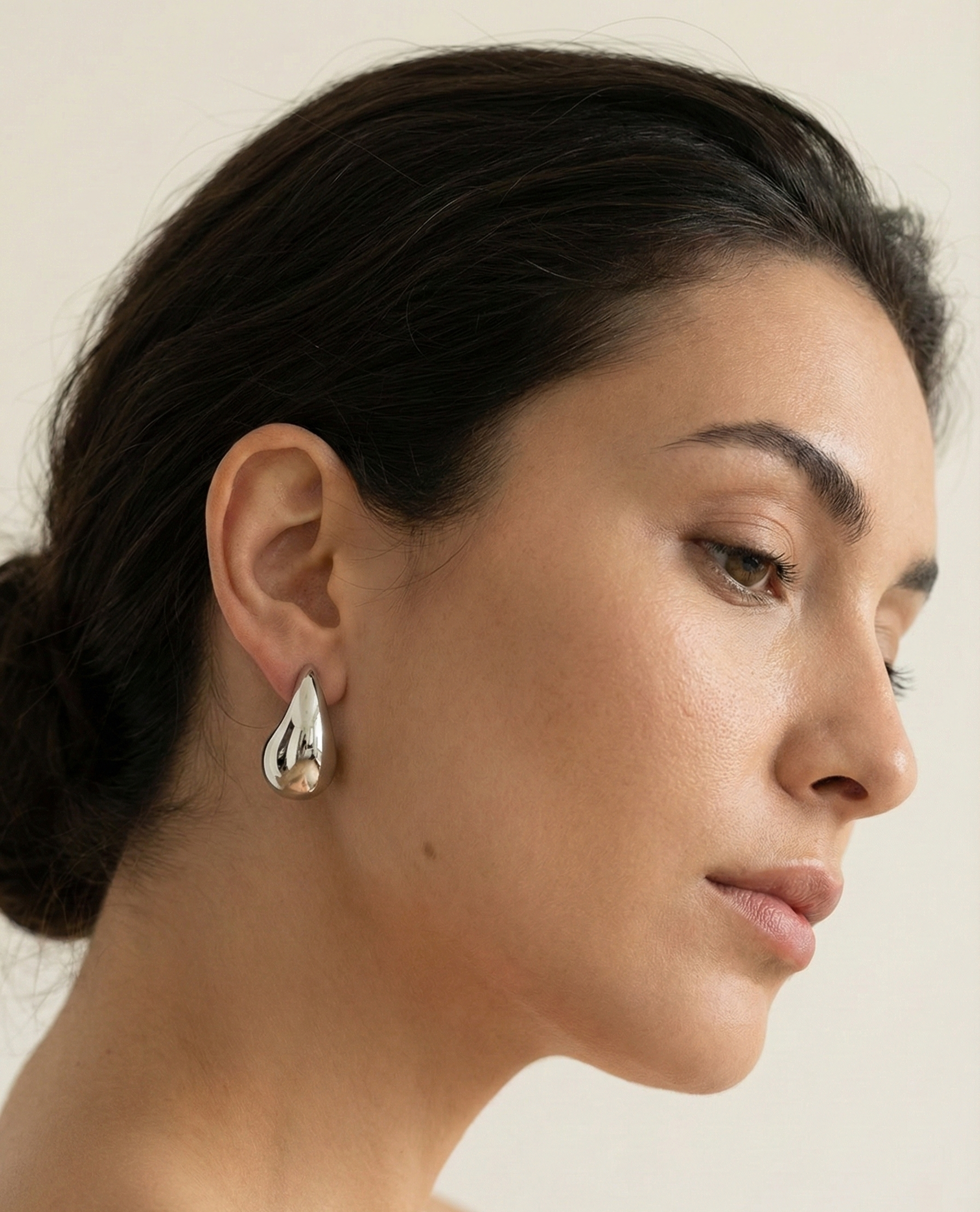 Atria Silver Teardrop Earrings | Opulent Everyday Wear