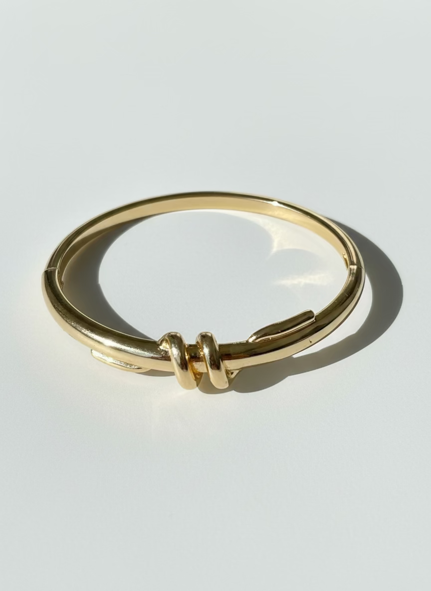 Elegant Golden Knot Twist Bracelet