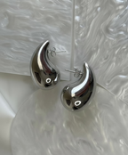 Atria Silver Teardrop Earrings | Opulent Everyday Wear