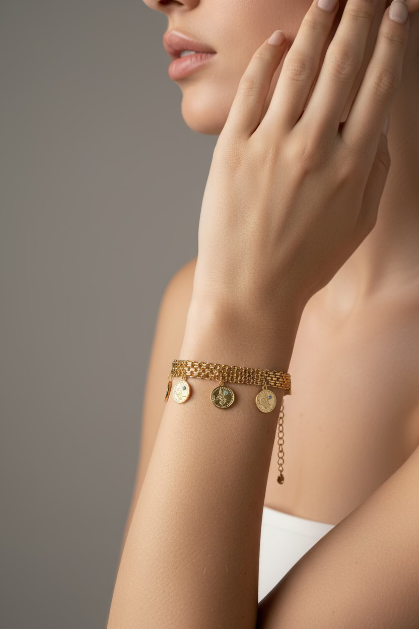 Noura Gold Coin Bracelet | Dainty Everyday Wear