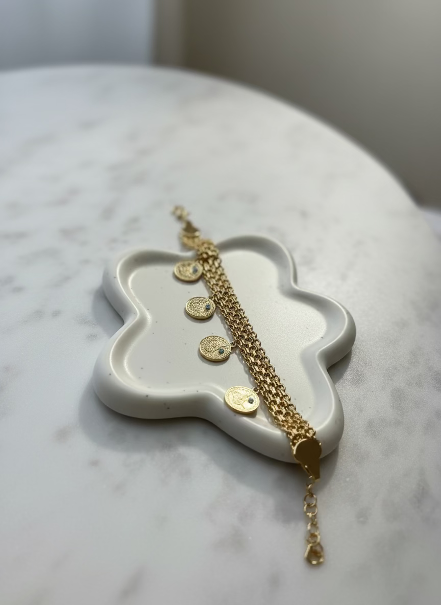 Noura Gold Coin Bracelet | Dainty Everyday Wear