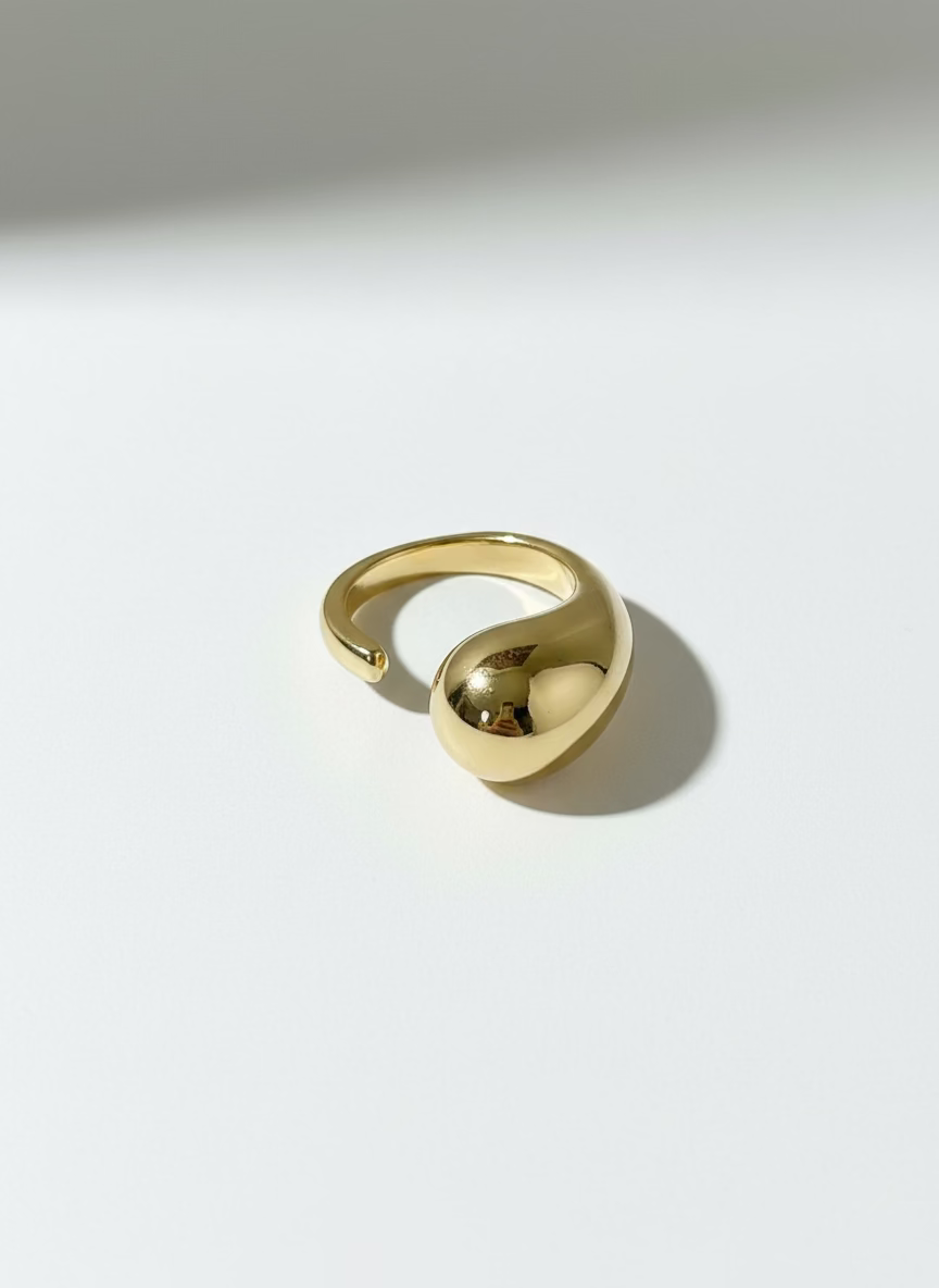 Melis water drop ring