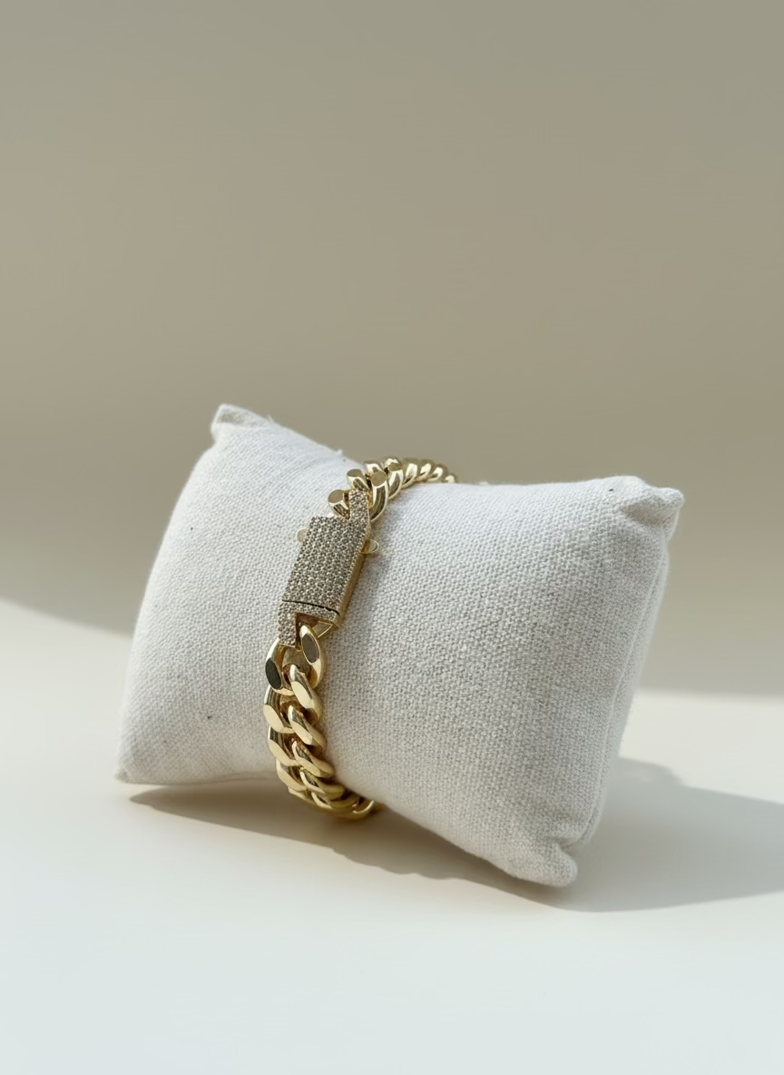 Soline Royale Gold Bracelet | Iconic Statement Style